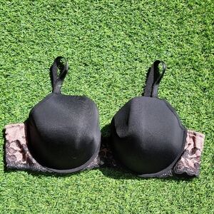 Torrid Curve Elegant Black Underwire Lace Bra Size 44C